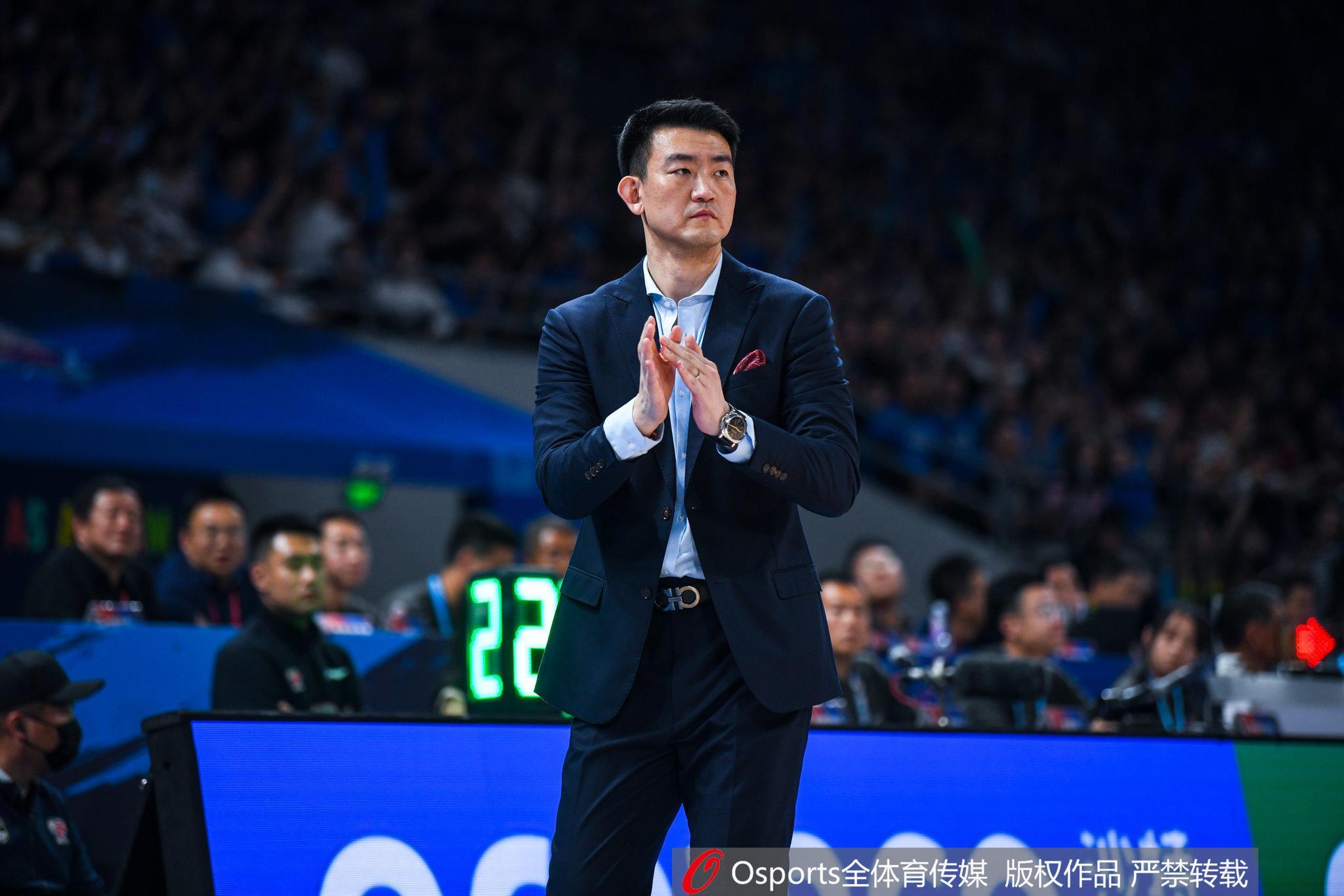 广厦总经理谈主帅王博：他是我们自己的队员 对他的信心没动摇过